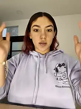 Victoria Beaumont online show from 25, 3, 2026