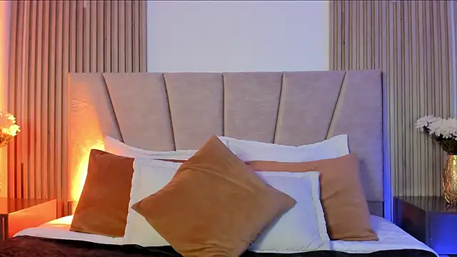 Victoria Beaumont online show from 11, 10, 2025