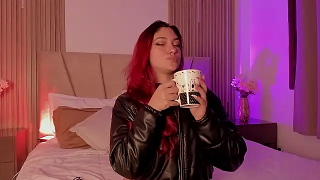 Victoria Beaumont online show from 7, 1, 2026