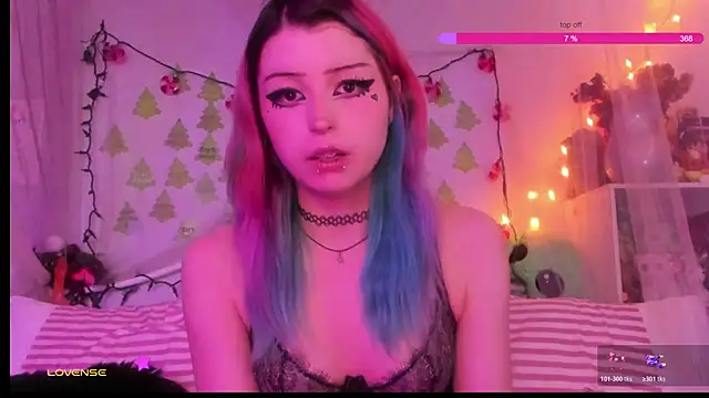 Snapshot of bunnyislewd chatting on 19, 12, 2025 bunnyislewd online show from 19, 12, 2025