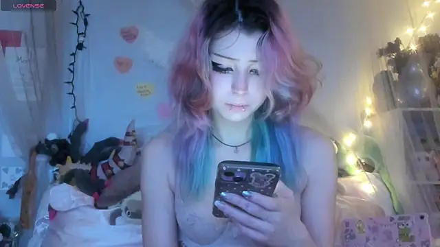 Snapshot of bunnyislewd chatting on 10, 1, 2026 bunnyislewd online show from 10, 1, 2026