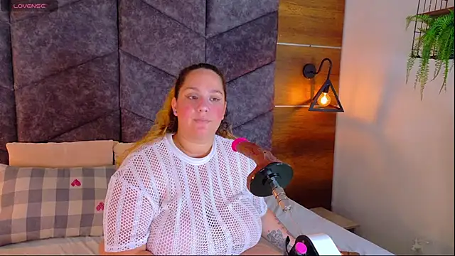 Snapshot of JenaCooper_ chatting on 4, 6, 2026 JenaCooper online show from 4, 6, 2026
