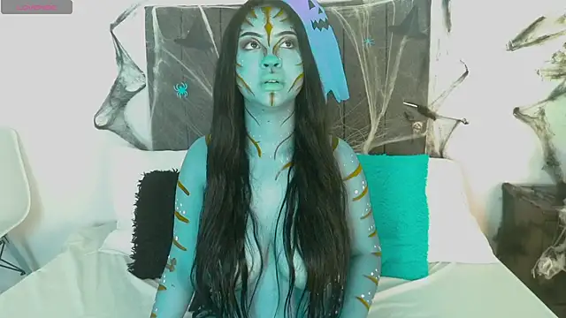 Emadelacroix online show from 11, 10, 2025