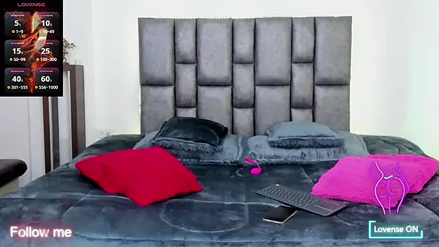 miaroberts69 online show from 11, 10, 2025