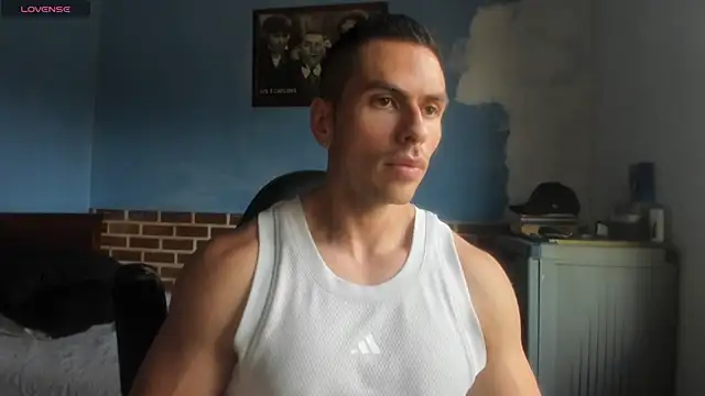 Snapshot of justinkarter chatting on 16, 6, 2026 justinkarter online show from 16, 6, 2026