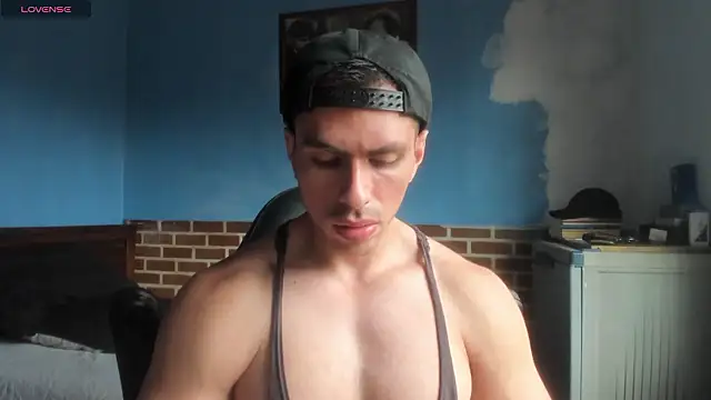Snapshot of justinkarter chatting on 18, 6, 2026 justinkarter online show from 18, 6, 2026