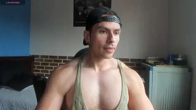 Snapshot of justinkarter chatting on 4, 7, 2026 justinkarter online show from 4, 7, 2026