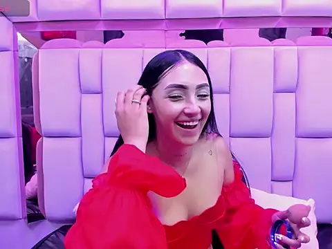 Issabela Mackey  online show from 15, 1, 2026