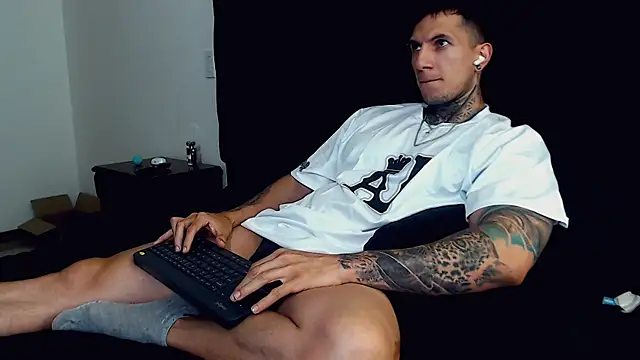 Shane Clay online show from 25, 9, 2025