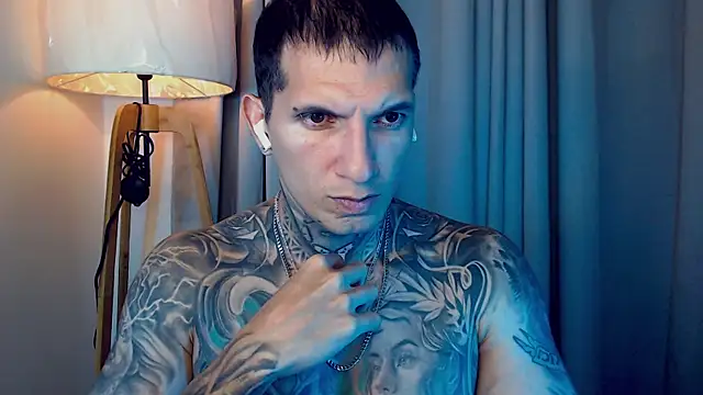 Shane Clay online show from 4, 11, 2025