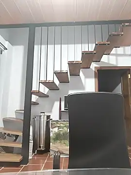 Hiroshi Shen online show from 26, 10, 2025