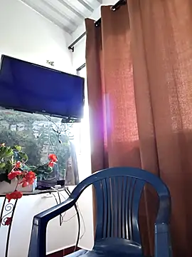 Hiroshi Shen online show from 18, 10, 2025