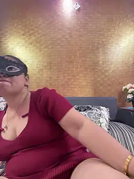 Iampriyaaa15 online show from 27, 5, 2026