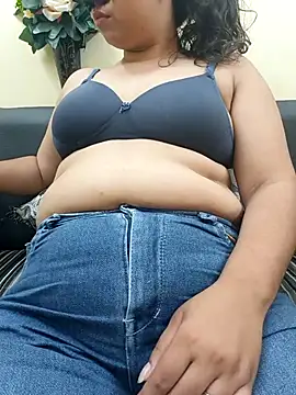 Iampriyaaa15 online show from 22, 9, 2025