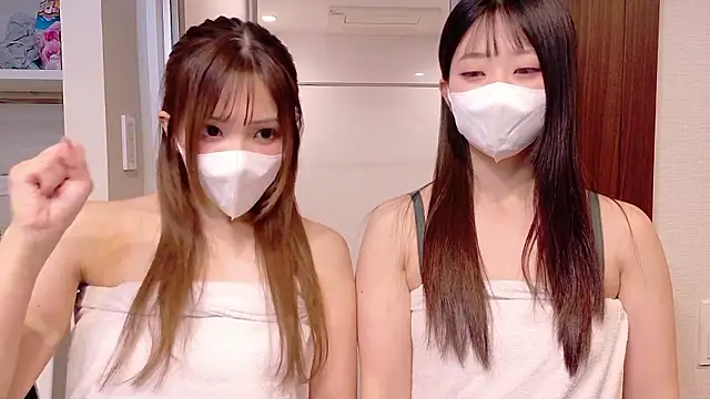 Snapshot of OSUSHI-CHAN chatting on 12, 10, 2025 OSUSHI-CHAN online show from 12, 10, 2025