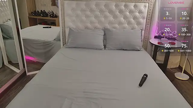 Snapshot of Alice_on_fire chatting on 19, 2, 2026 Alice on fire online show from 19, 2, 2026