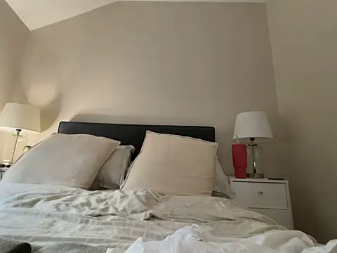 FrancescaXO online show from 3, 10, 2025