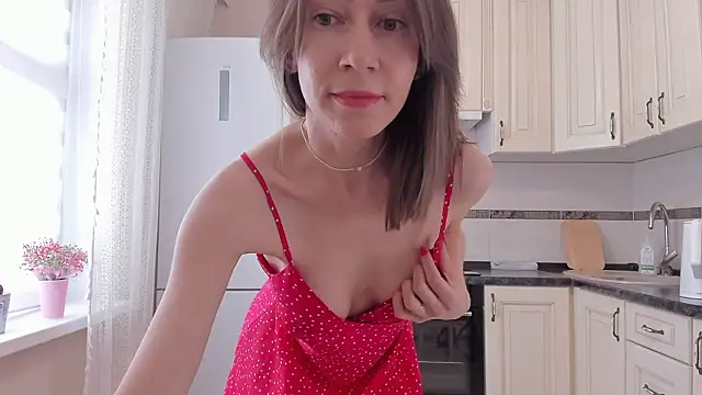 Snapshot of GoodGlamorGirl chatting on 2, 3, 2026 GoodGlamorGirl online show from 2, 3, 2026