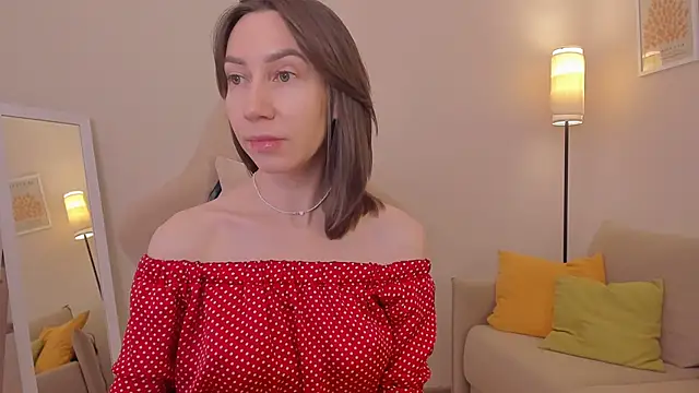 GoodGlamorGirl online show from 7, 4, 2026