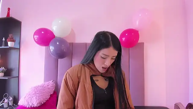 violet myerrs online show from 7, 11, 2025