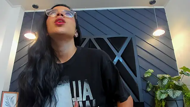 zoe martins  online show from 1, 10, 2025