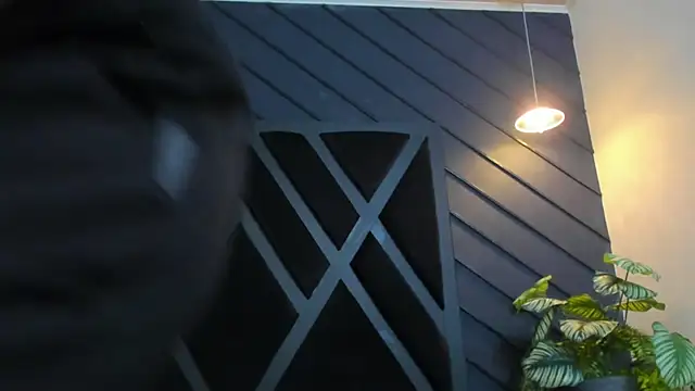 zoe martins  online show from 15, 10, 2025