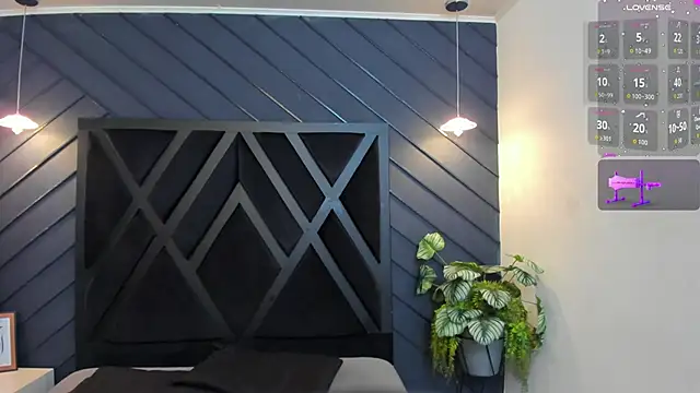 zoe martins  online show from 20, 9, 2025