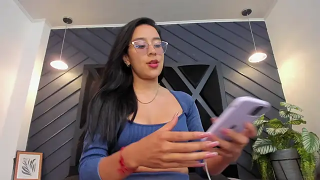 zoe martins  online show from 26, 10, 2025