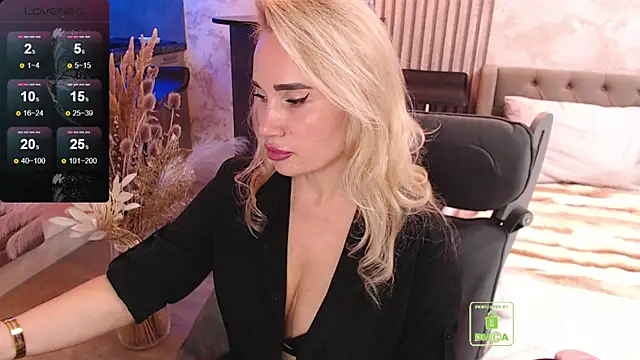 FreeBerryMILF online show from 14, 2, 2026