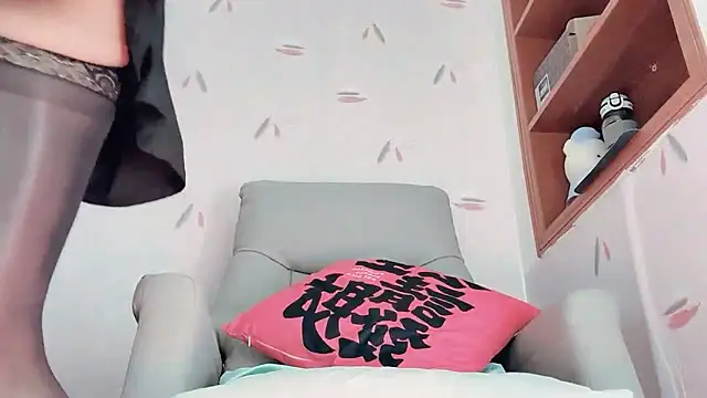 Eve5215 online show from 4, 10, 2025