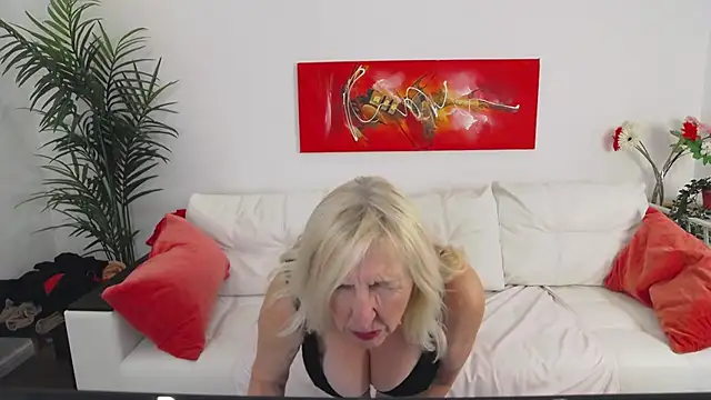 YourBustyBarbara online show from 20, 10, 2025