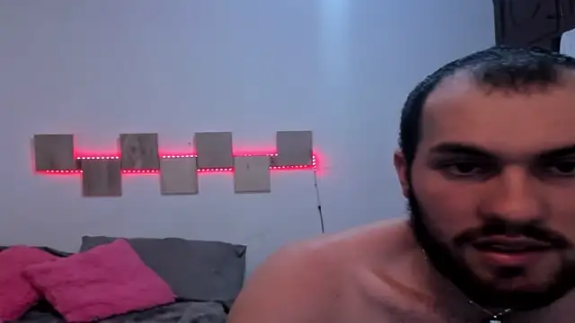 Snapshot of mco_0822 chatting on 17, 9, 2025 mco 0822 online show from 17, 9, 2025