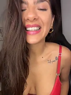 chicachocolate01 online show from 24, 5, 2026
