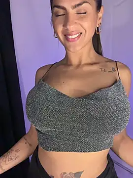 chicachocolate01 online show from 10, 5, 2026