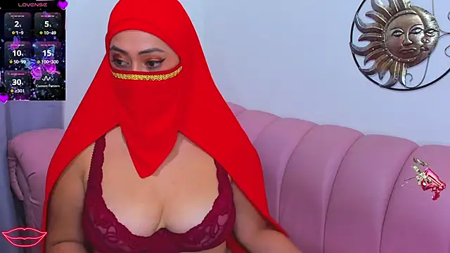 Aisha Malek online show from 17, 10, 2025