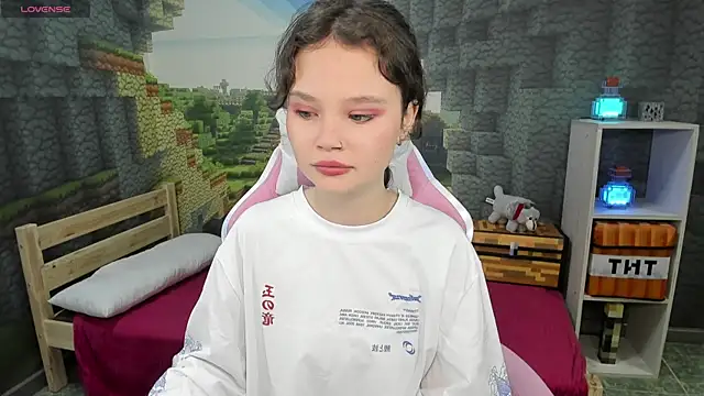 EmilyChaves online show from 22, 9, 2025