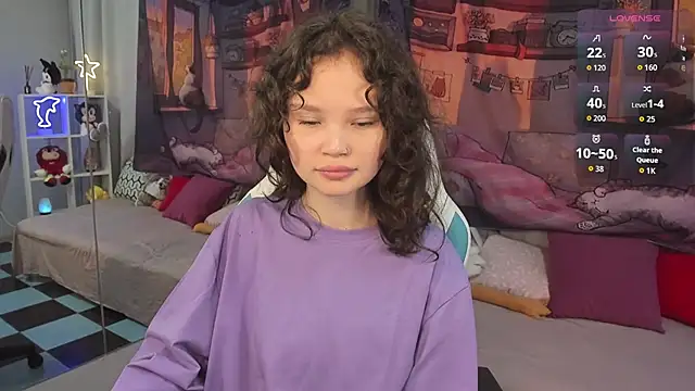 EmilyChaves online show from 1, 10, 2025