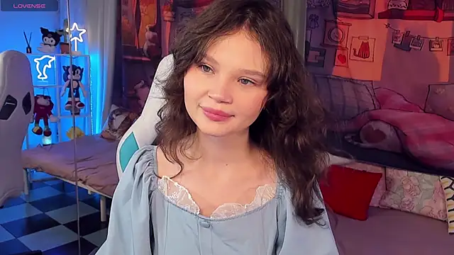 EmilyChaves online show from 15, 12, 2025