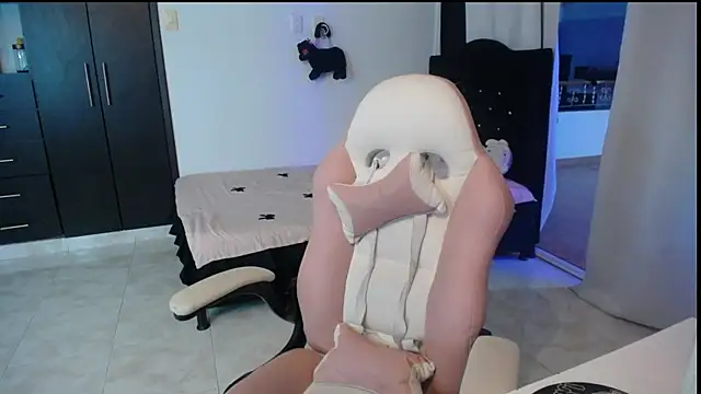 Elizabeth rose02 online show from 9, 10, 2025