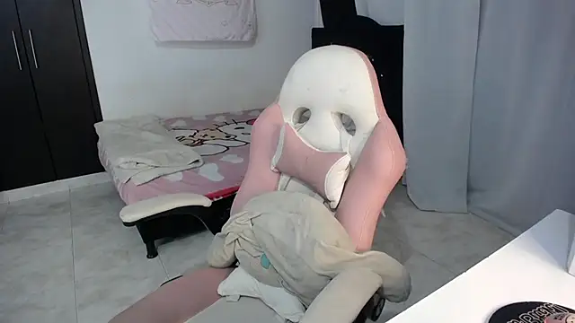 Elizabeth rose02 online show from 7, 2, 2026