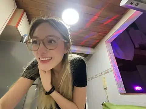 ReenKitty online show from 19, 4, 2026