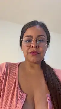 sweet shadil  online show from 4, 6, 2026