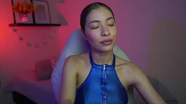 isabella-garcia- online show from 8, 2, 2026