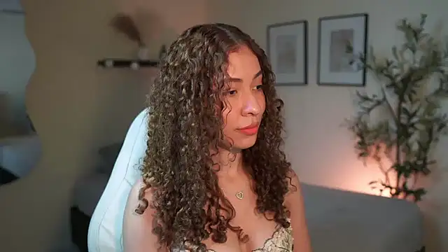 isabella-garcia- online show from 19, 3, 2026