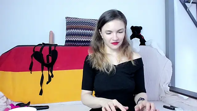 Katherine Twilight online show from 27, 2, 2025