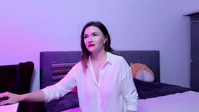 Katherine Twilight online show from 24, 10, 2025