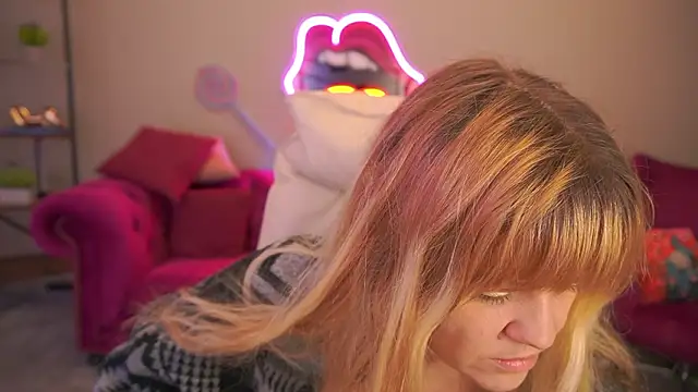 BellaLaPetit online show from 2, 2, 2026