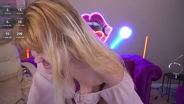 BellaLaPetit online show from 26, 11, 2025