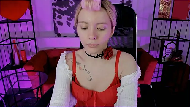 AuroraWrenfield online show from 13, 2, 2026