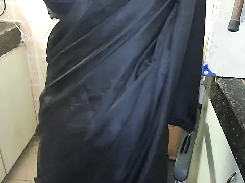 lovepihuu online show from 24, 10, 2025